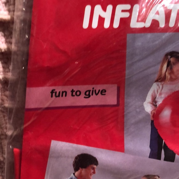 NI P Vintage GIANT 30” inflatable heart with I love you this much” message - Picture 8 of 11